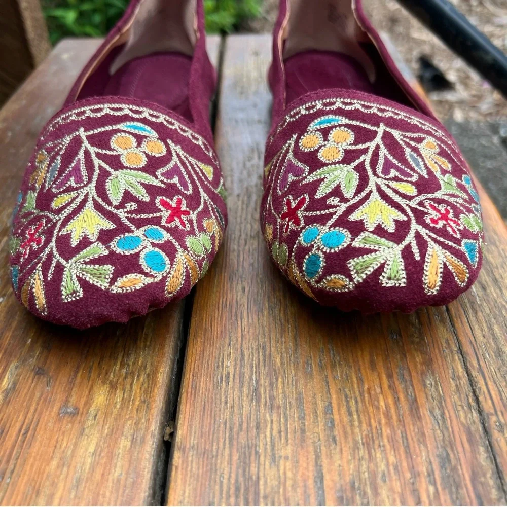 LATIGO BLISS ANTHROPLOGIE SUEDE LEATHER SLIP ON FLATS SIZE 9 - Picture 3 of 12